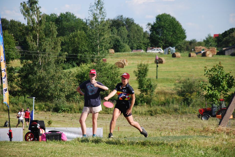 Ketvirtajame Lietuvos diskgolfo taurės etape paaiškėjo trys iš keturių čempionų