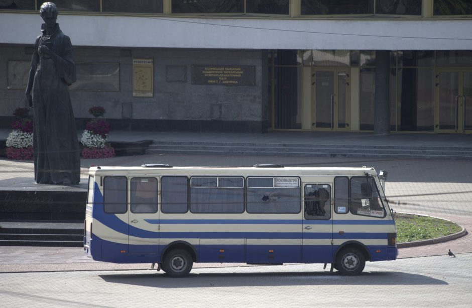 Ukrainoje užgrobtame autobuse buvę visi įkaitai paleisti, užpuolikas suimtas