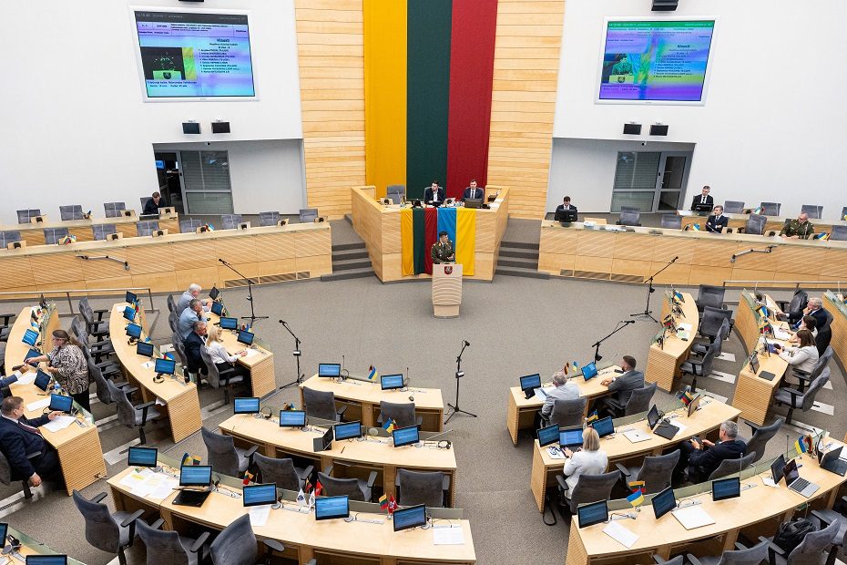 Seimas pratęsė sesiją iki liepos 18 dienos