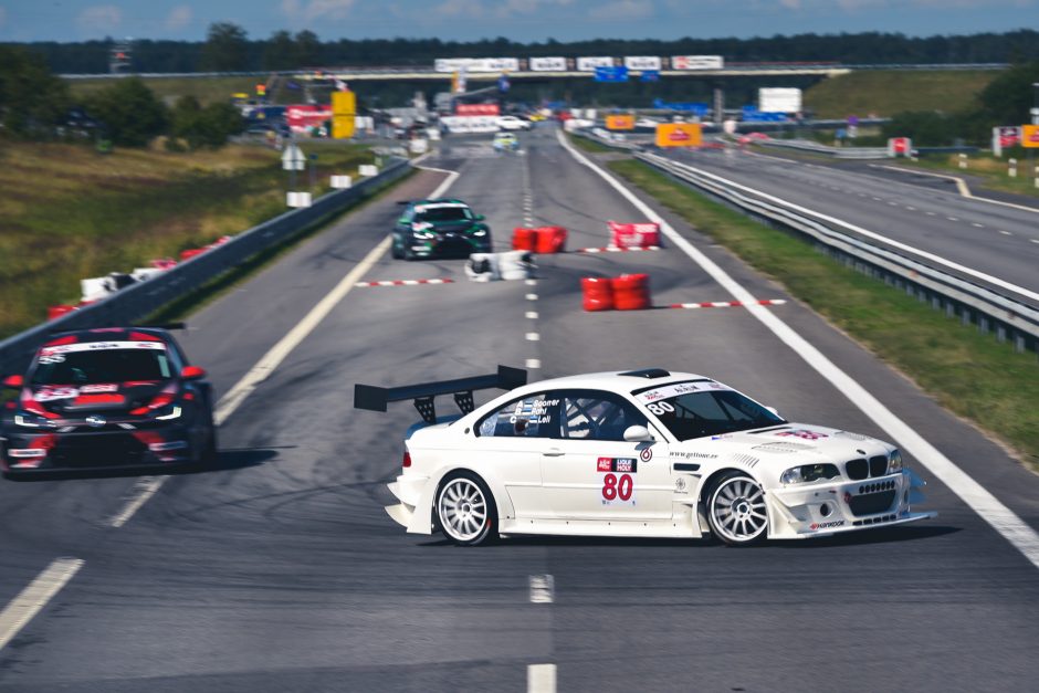 1006 km lenktynių kvalifikacijoje greičiausias buvo „Lamborghini“ vairavęs K. Calko