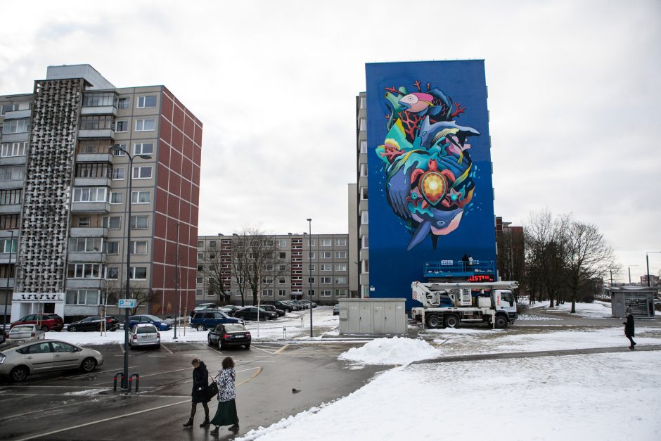 Milžiniška freska Vilniuje politikams primins: būtina skubiai apsaugoti Europos jūras