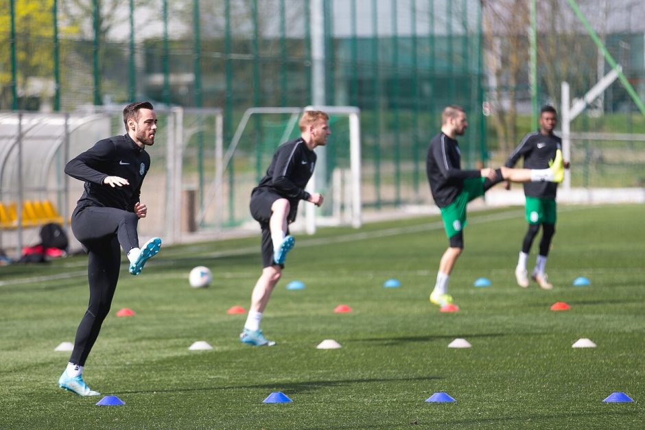 Viceministrė: futbolo čempionatas gali būti atnaujintas gegužės pabaigoje