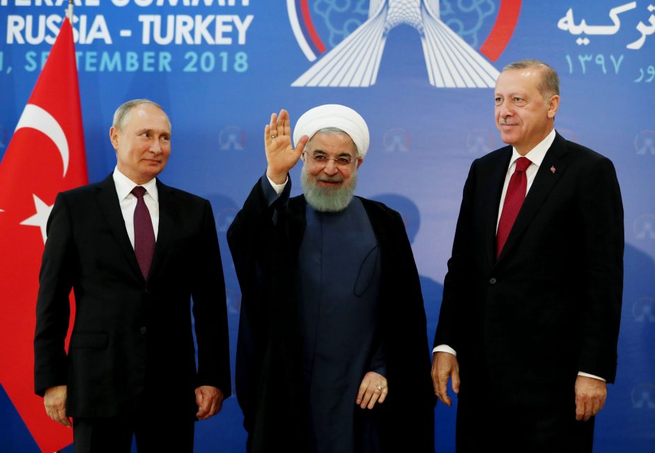 Iranas, Rusija ir Turkija susitarė – drauge mėgins stabilizuoti padėtį Sirijos Idlibe
