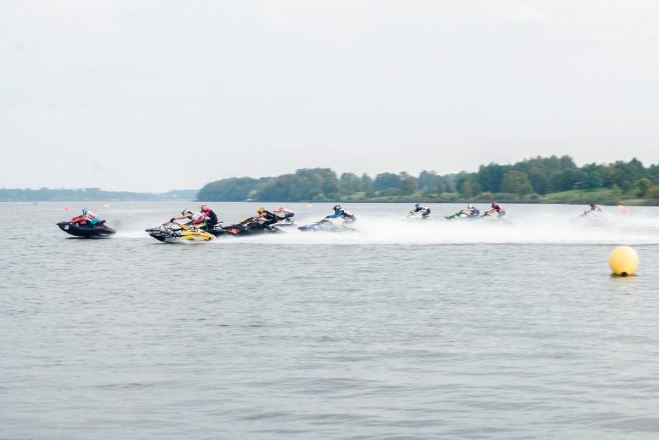 Nuleista 2021-ųjų vandens motociklų sporto sezono uždanga: Baltijos šalių taurė liko Lietuvoje