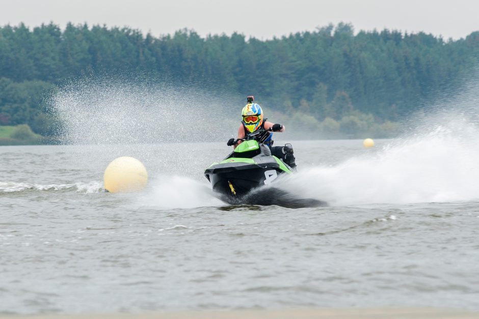 Nuleista 2021-ųjų vandens motociklų sporto sezono uždanga: Baltijos šalių taurė liko Lietuvoje