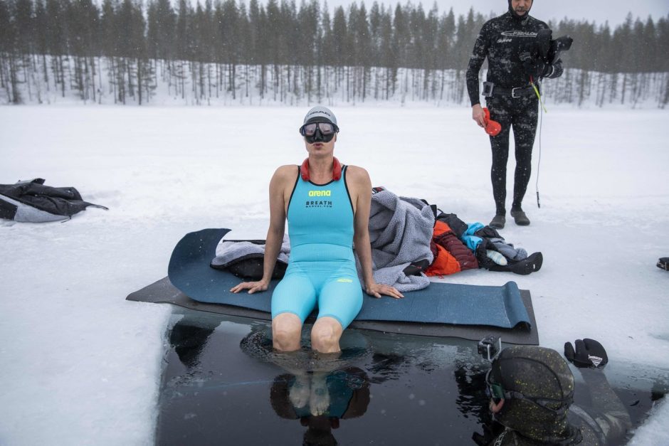 Suomė Johanna Nordblad nustatė laisvojo nardymo po ledu rekordą