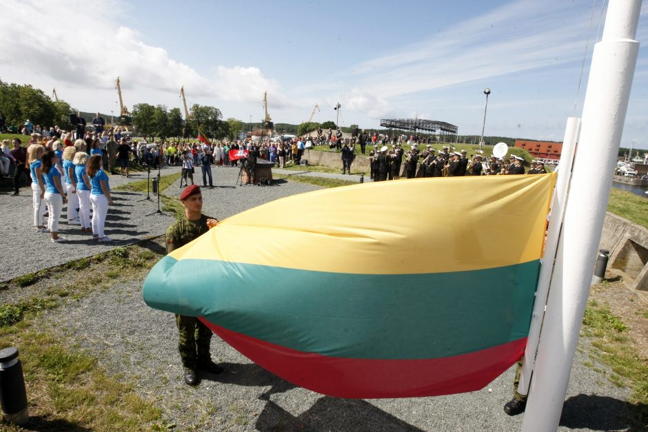 Klaipėda šventė Valstybės dieną: ceremonijoje netrūko ir netikėtumų