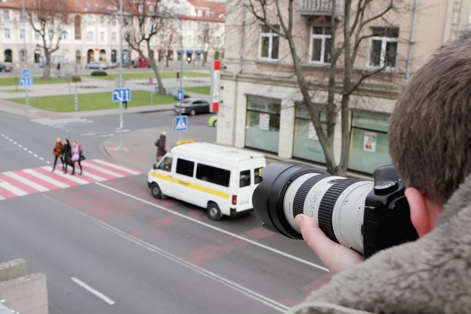 Už buvusios sutuoktinės sekimą – 6,5 tūkst. eurų bauda: šnipinėjo, filmavo slapčia