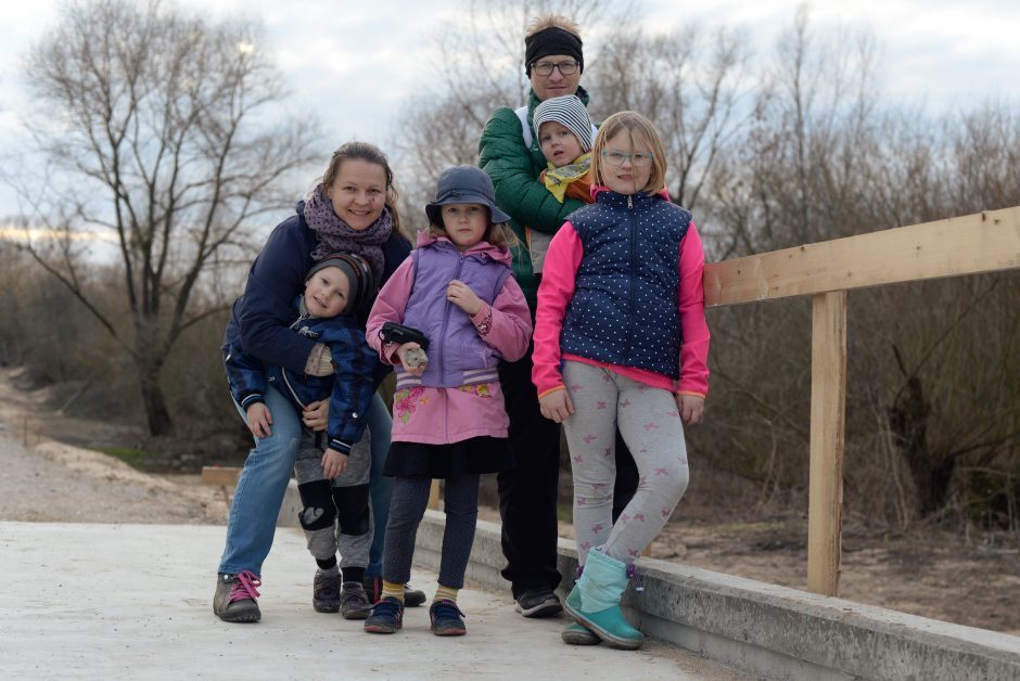 Aktyvios pakaunės mamos randa laiko ir šeimai, ir kitiems