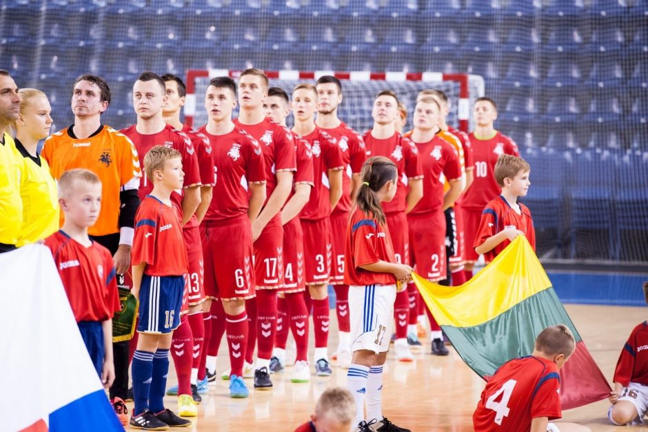 Lietuvos salės futbolo rinktinė pralaimėjo Slovakijai