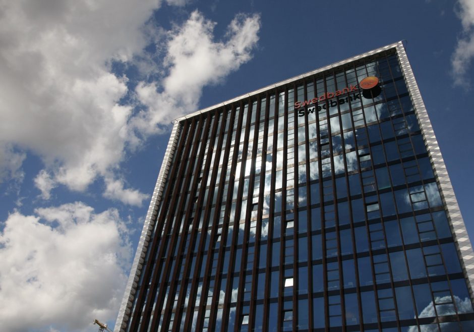 „Swedbank“ Estijos filialas aktyviai ieškojo turtingų klientų iš Rusijos