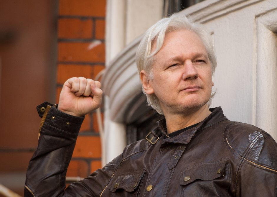 JK teisėja nesutiko Jungtinėms Valstijoms išduoti „WikiLeaks“ įkūrėjo J. Assange'o