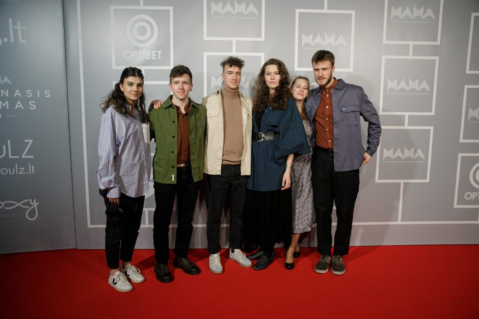M.A.M.A. apdovanojimai: ant raudonojo kilimo – ryškiausios žvaigždės