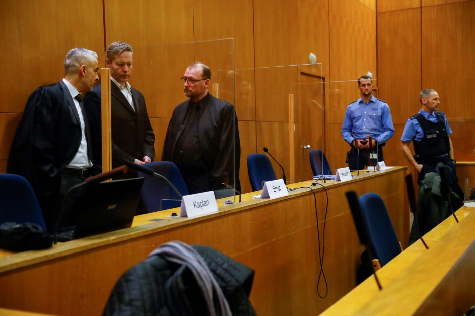 Vokietijos politiką W. Lübcką nužudžiusiam ekstremistui skirta kalėti iki gyvos galvos