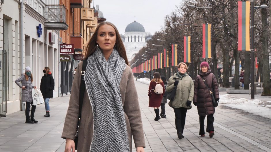 Po skaudžių skyrybų Londone – į Aziją su mažamete dukra ant rankų