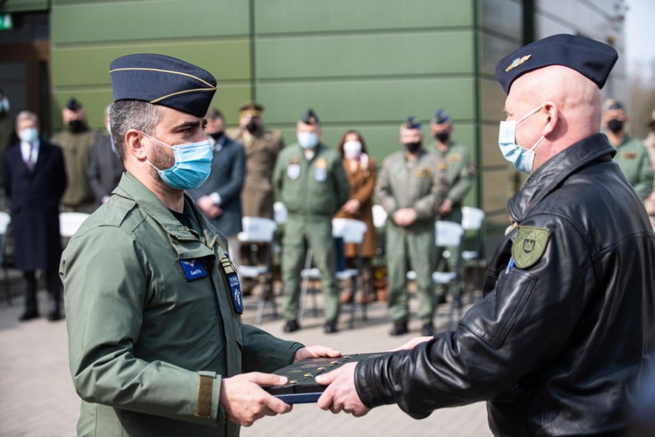 Šiauliuose oficialiai pasikeitė NATO oro policijos misiją atliekančių šalių pajėgos