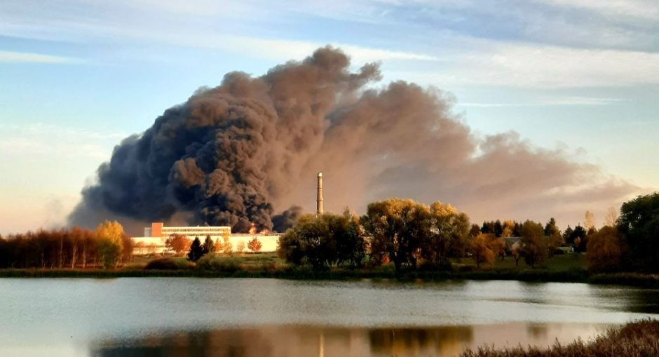 „Ekologistikos“ gaisro byloje įtariamoms Kauno aplinkosaugininkėms – kirtis