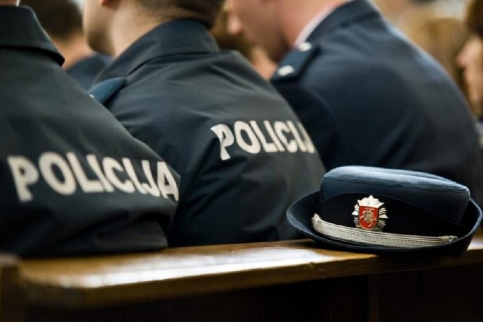 Šalies policiją toliau krečia skandalai: po Kauno ir Vilniaus atėjo Alytaus eilė  