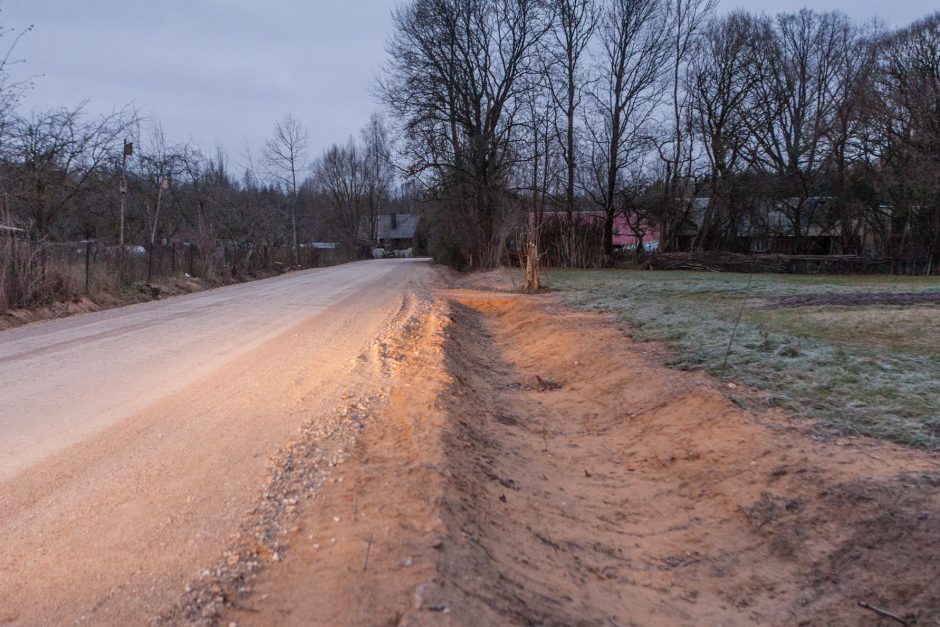 Tragiškos būklės Jūrės kelias – vėl akiratyje: darbininkai dingo vos įpusėjus darbus