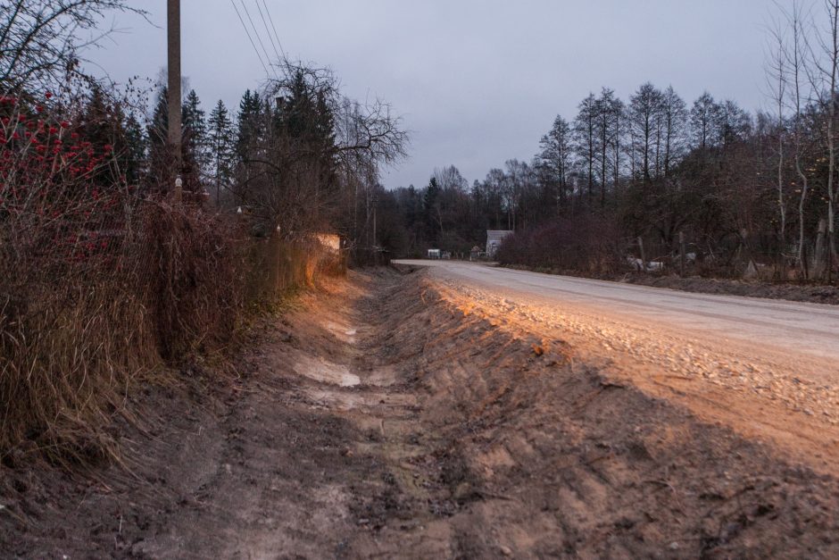 Tragiškos būklės Jūrės kelias – vėl akiratyje: darbininkai dingo vos įpusėjus darbus