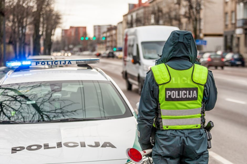 Su vaikais dirbantis šaulys sugebėjo aštuonerius metus mulkinti policiją?