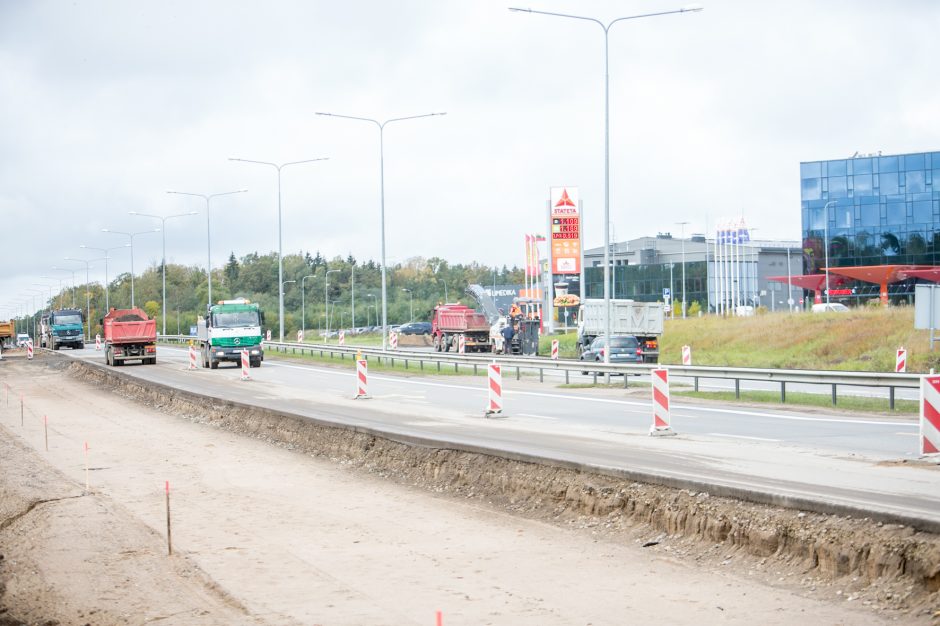 Magistralėje – dar viena eismą trikdanti vieta