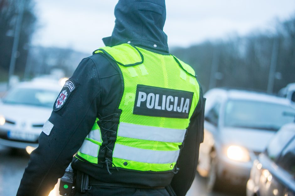 Agurkas – policijai įžeidimas, šliundra – ne?