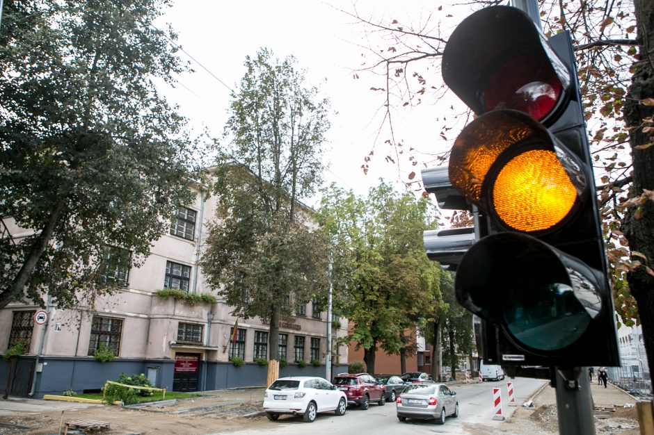 Vairuotojų kantrybę Kęstučio gatvėje išbandys naujas šviesoforas