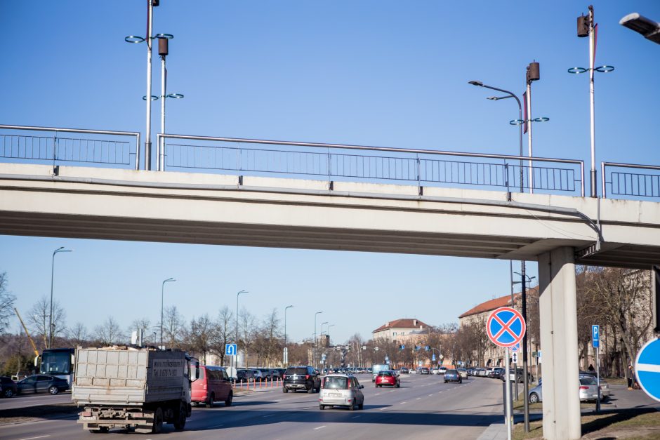 Iš Kauno centro dingo rusų laivą na*** siunčiantis plakatas