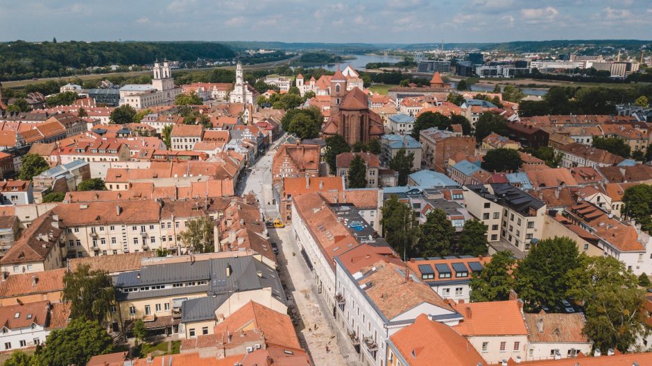 Intensyvūs darbai Vilniaus gatvėje: iki Liepos 6-osios planuojama užbaigti vieną etapą