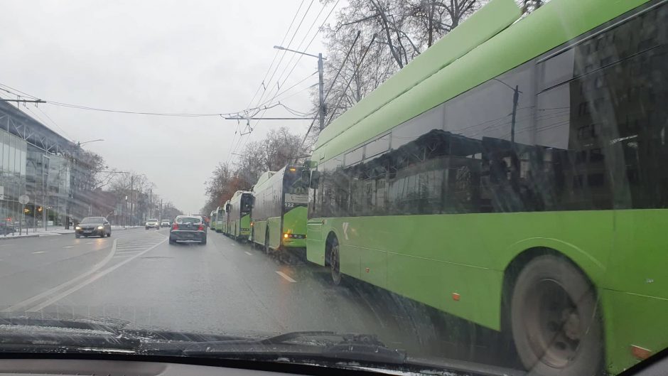 Snieguotas rytas – be staigmenų: išmokome atidumo ar tiesiog daug kas liko namie?