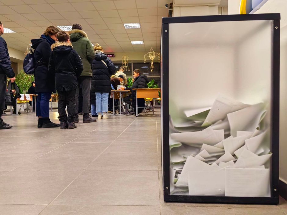 Tarpiniai rinkimų rezultatai: aiškėja lyderiai