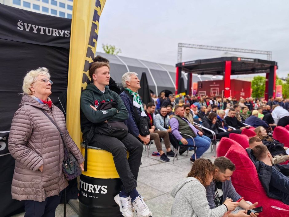 Nuotaikos Eurolygos fanų zonoje: užburia puiki atmosfera 
