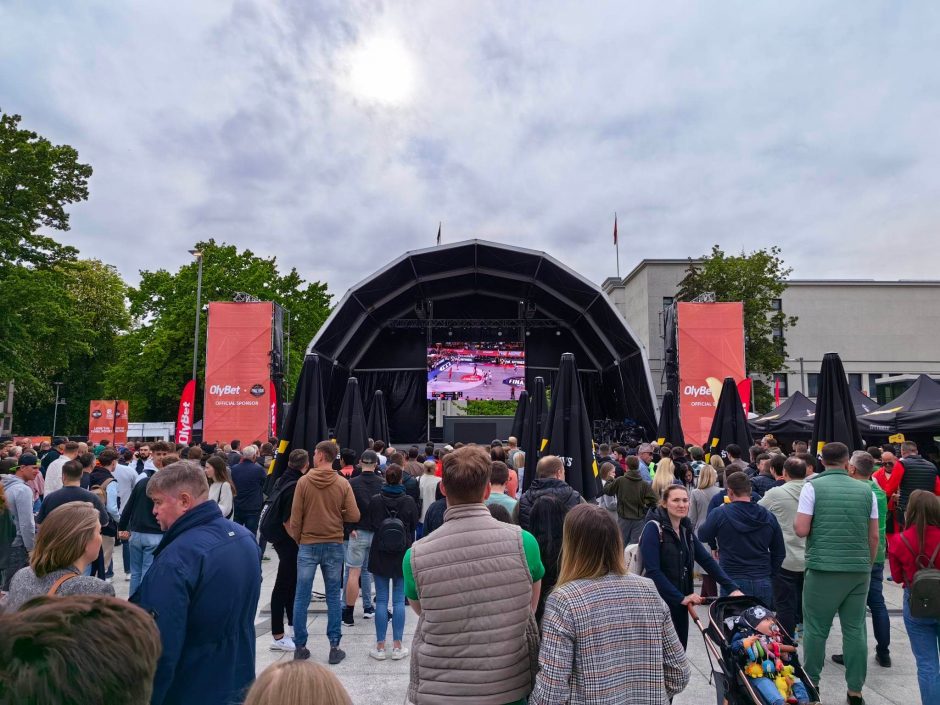 Nuotaikos Eurolygos fanų zonoje: užburia puiki atmosfera 