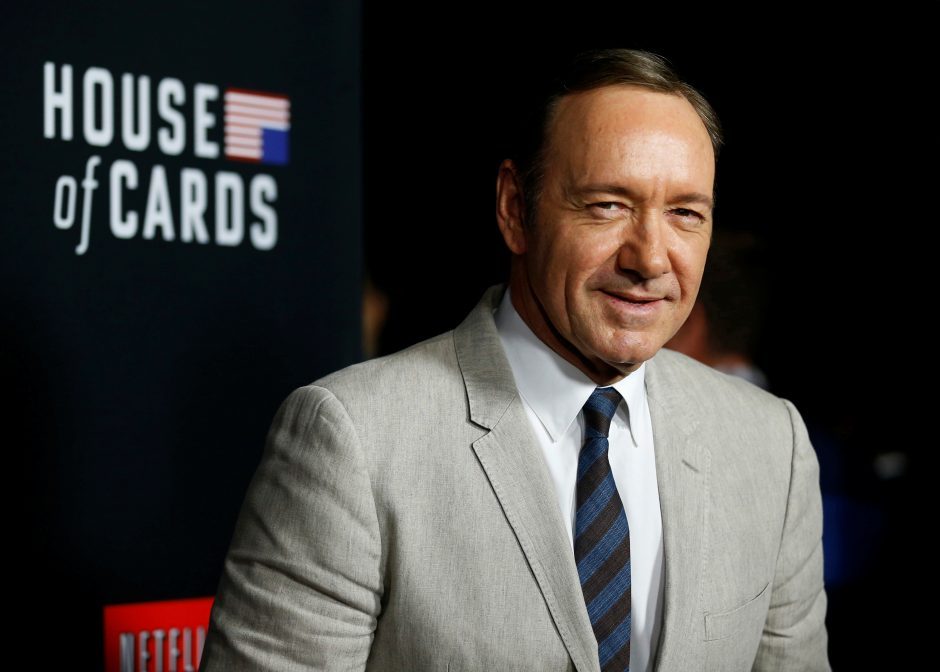 Į K. Spacey toliau lekia kaltinimai: apie priekabiavimą prabilo ir masažuotojas