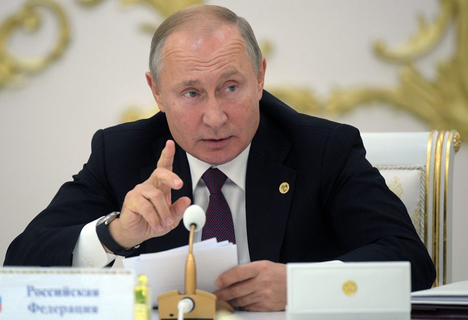 V. Putinas: Maskvoje juntama grėsmė dėl NATO artėjimo prie Rusijos sienų