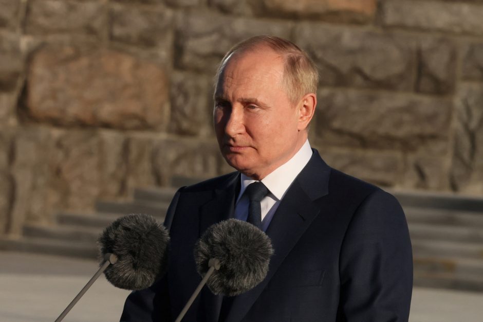 V. Putinas pasveikino rusų pajėgas su Luhansko „išvadavimu“