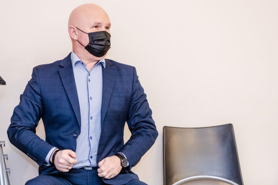 (Ne)laukta atomazga: vyriausiąjį pakaunės išsišokėlių prievaizdą siūloma patį bausti už chuliganizmą