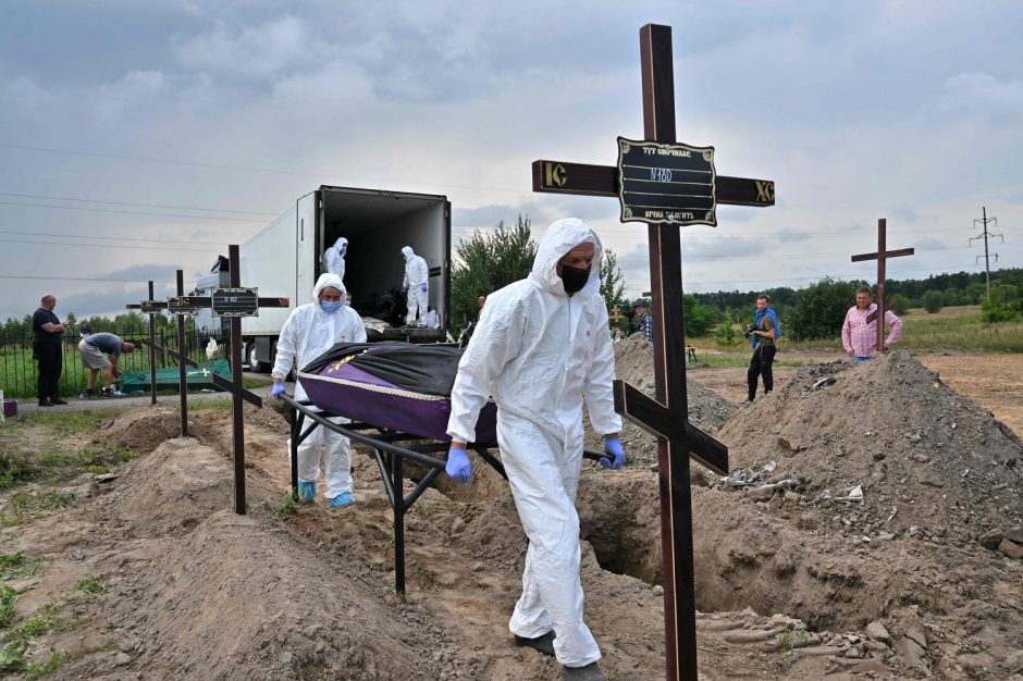 O. Kuleba: Rusijos kariai atsakys už kiekvieną barbarišką nužudymą