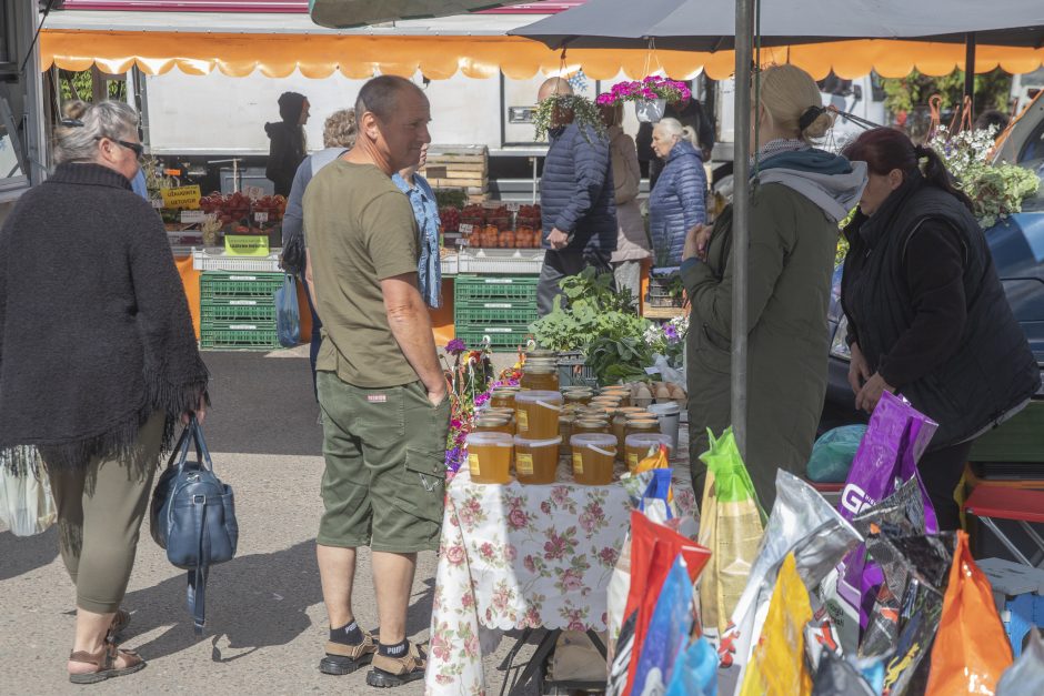 Aleksoto turgaus prekeivė: mes – ne žemesnė kasta