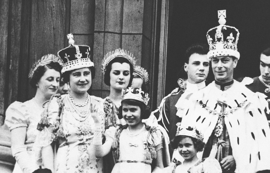 Bakingamo rūmai paskelbė, kada vyks karalienės Elizabeth II laidotuvės 
