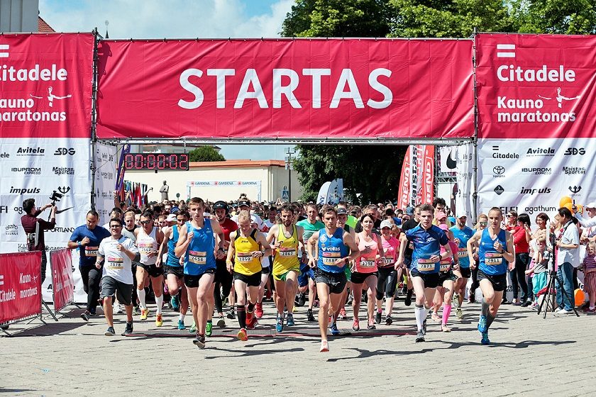 Spalvingesnę mažųjų ligonių kasdienybę kurs ir bėgimo entuziastai