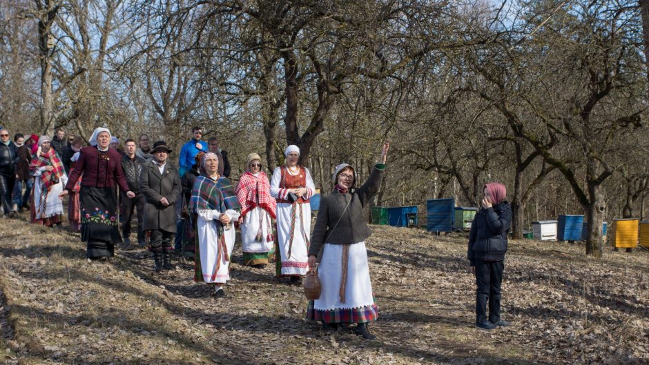 Liaudies buities muziejuje – linksma ir skani Gandrinių šventė