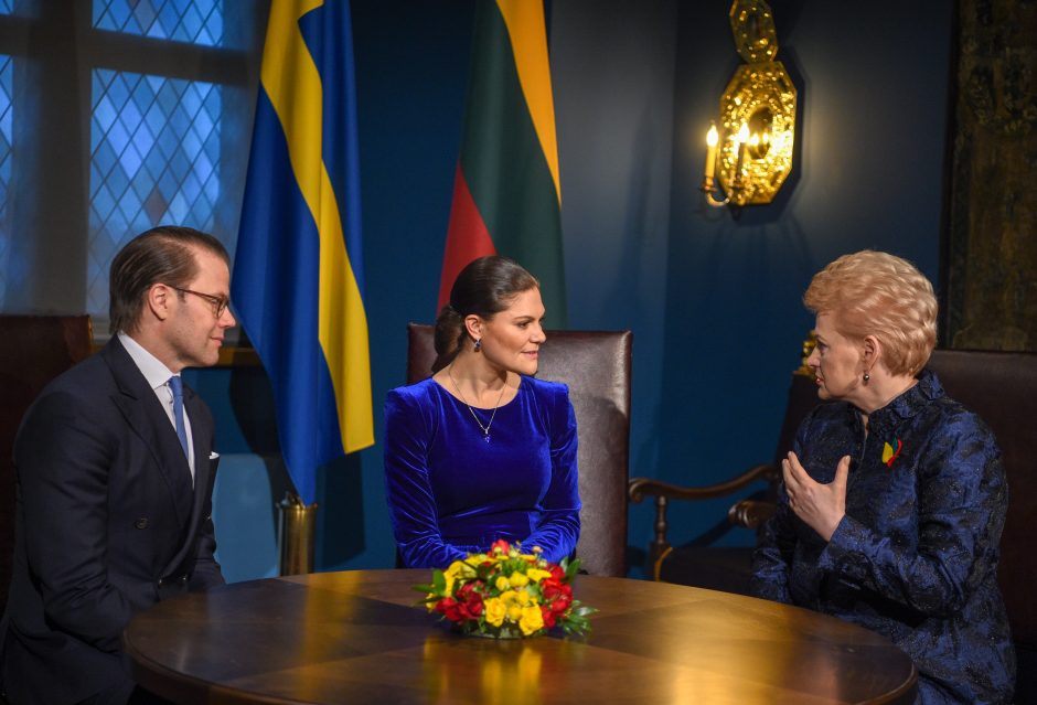 Švedijos princesė Vilniuje atidarė parodą apie darnų vystymąsi 