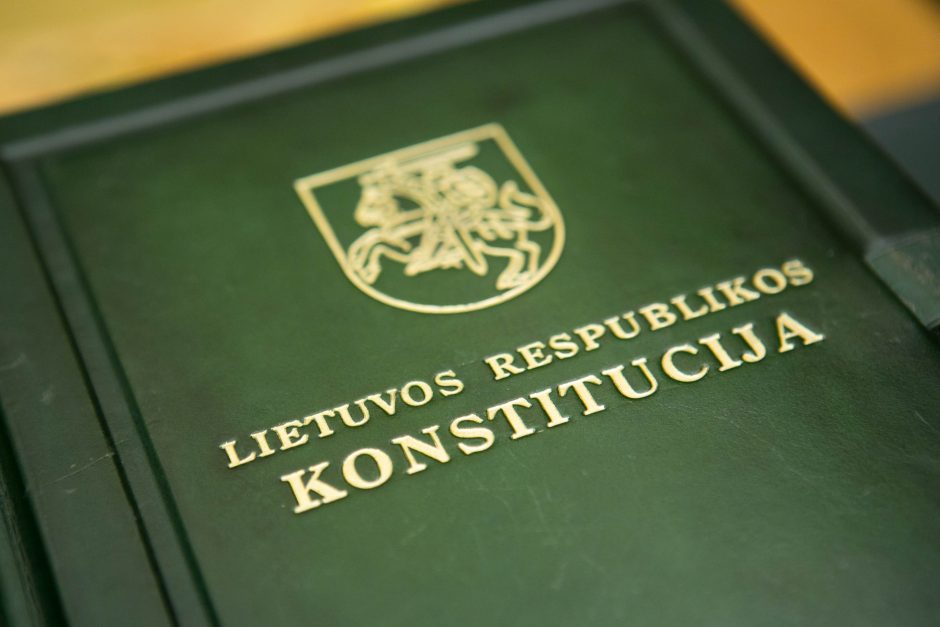 Konstitucijos egzamine – daugiau nei 32 tūkst. žmonių