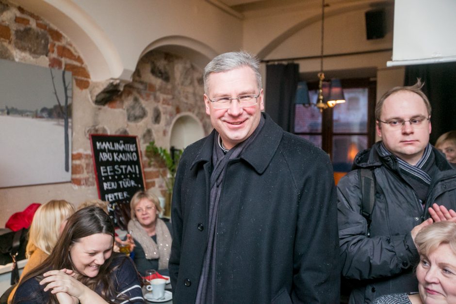 Kauniečiai skaičiavo Bažnyčios pinigus