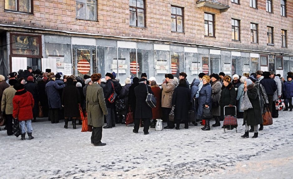 Primirštos sovietmečio prekybos grimasos: trūko tualetinio popieriaus, skalbimo milteliai – svajonė