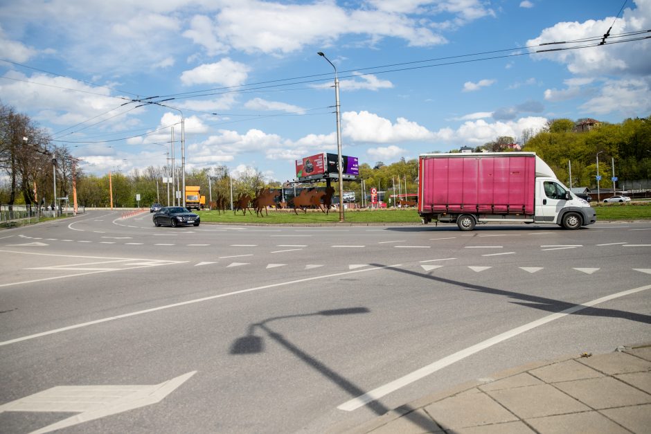 Laukia didelis vairuotojų kantrybės išbandymas: vasarą Kaunas taps spūsčių sostine