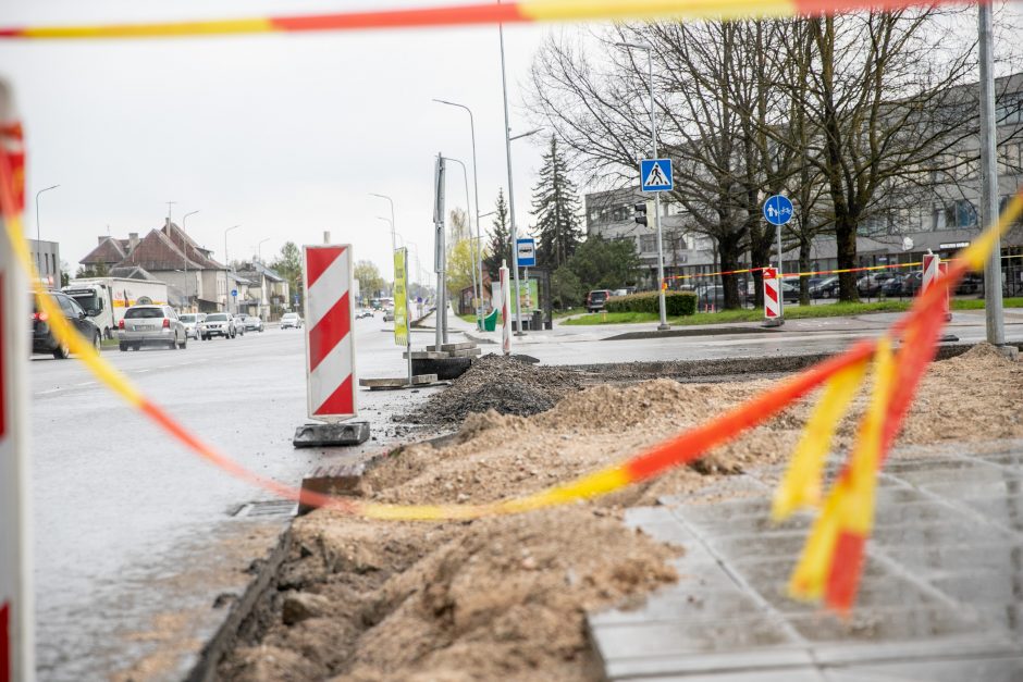 Laukia didelis vairuotojų kantrybės išbandymas: vasarą Kaunas taps spūsčių sostine