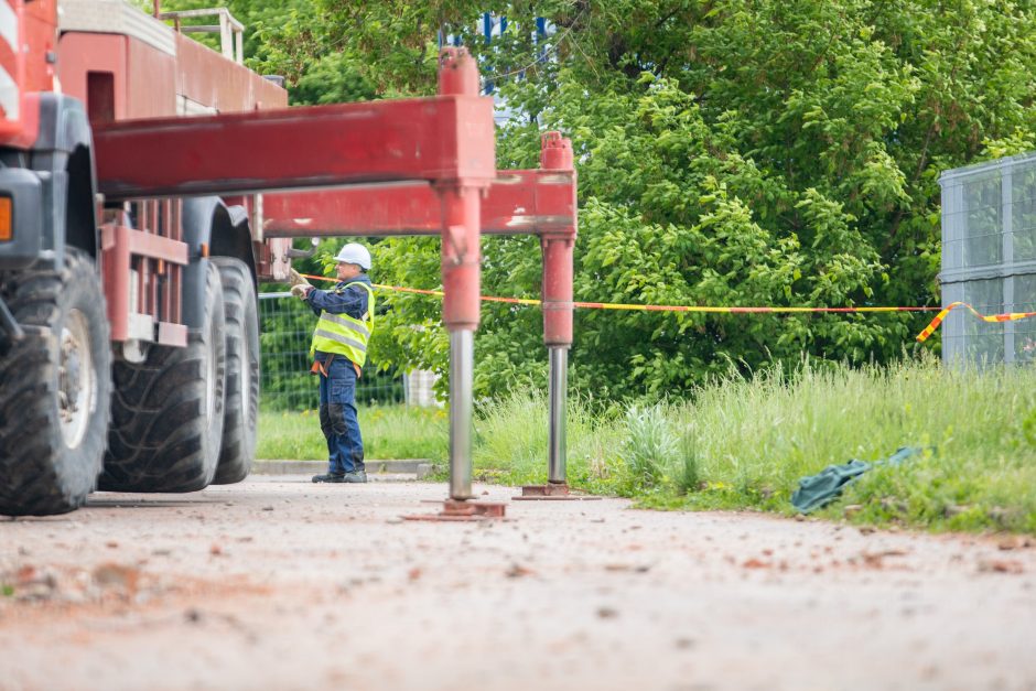 Susirūpino griaunamu kaminu: dabar galutinai sunaikins šios vietos atmintį